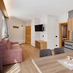Alpi Flo Chalet *