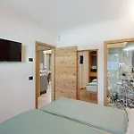 Chalet Alpi Flo *