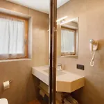 Alpi Flo Chalet