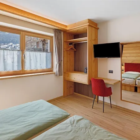 Chalet Alpi Flo *