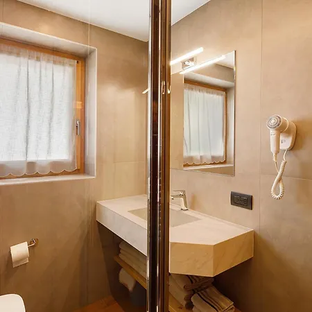 Alpi Flo Chalet